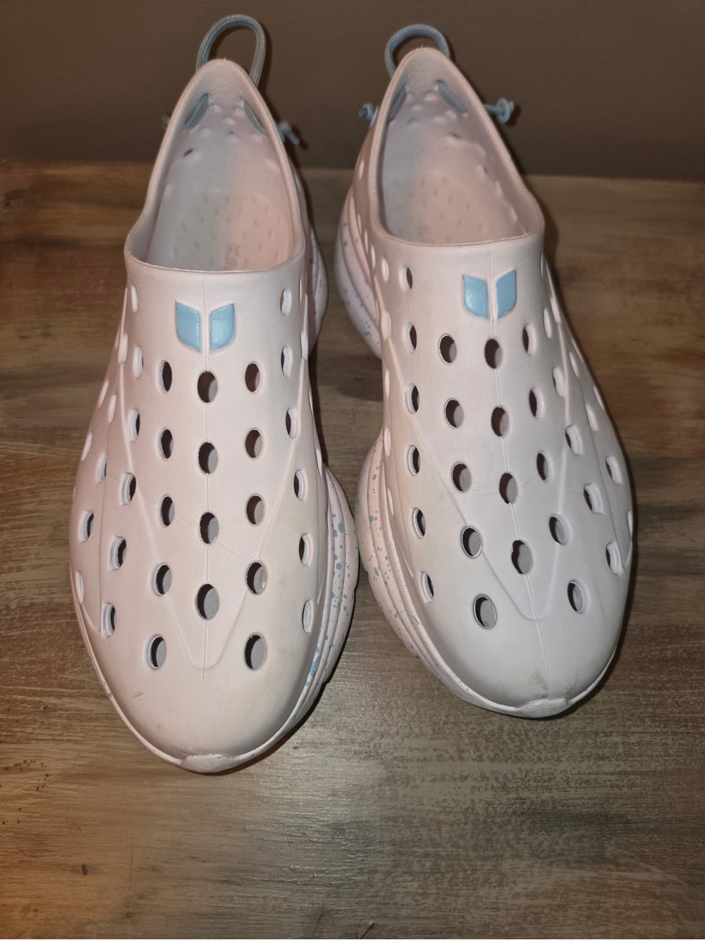 Men's Athletic Slip-On Water-Friendly Shoes in White